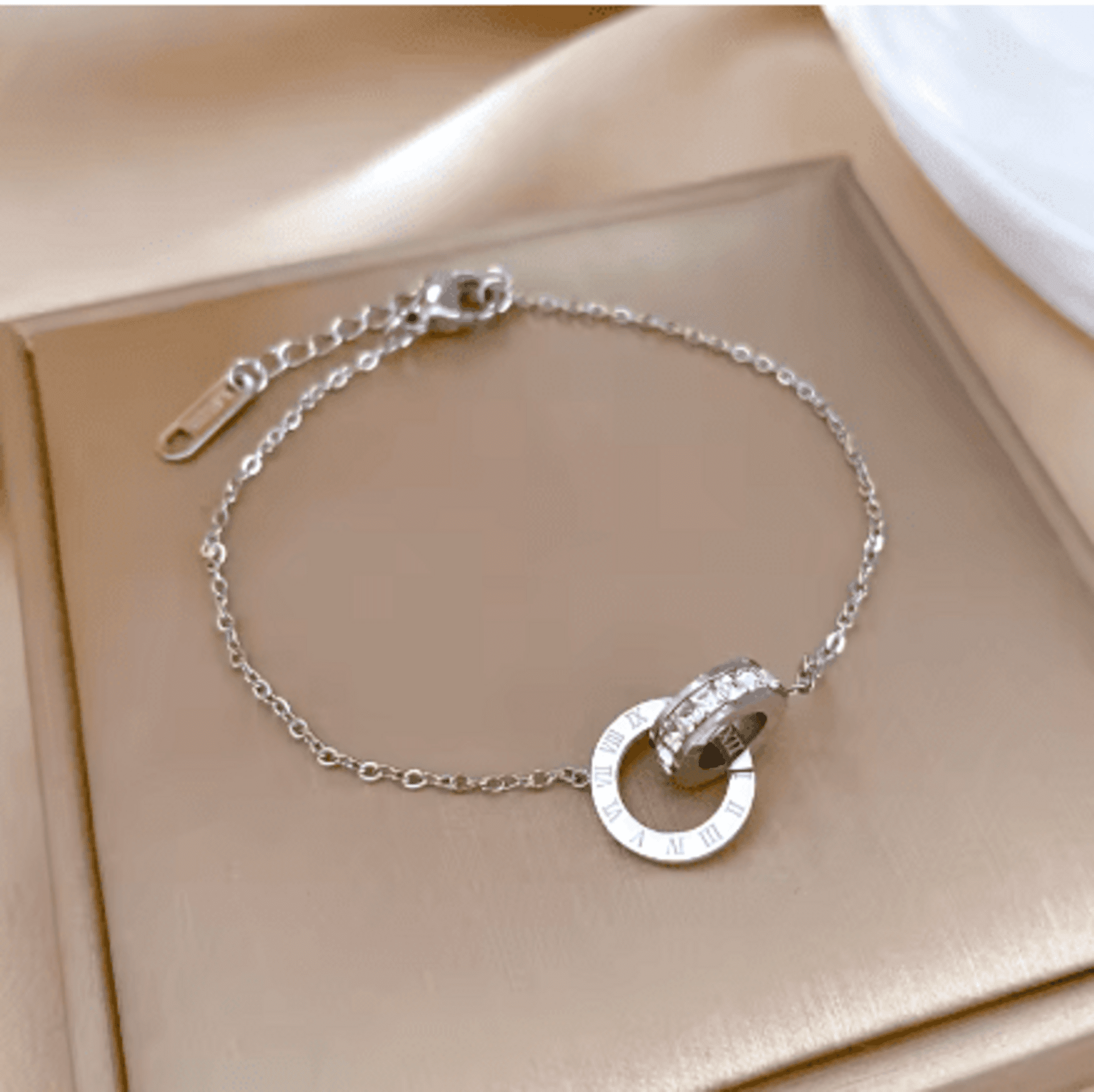 Pulsera De Circón De Acero Inoxidable Chapada En Oro - 5