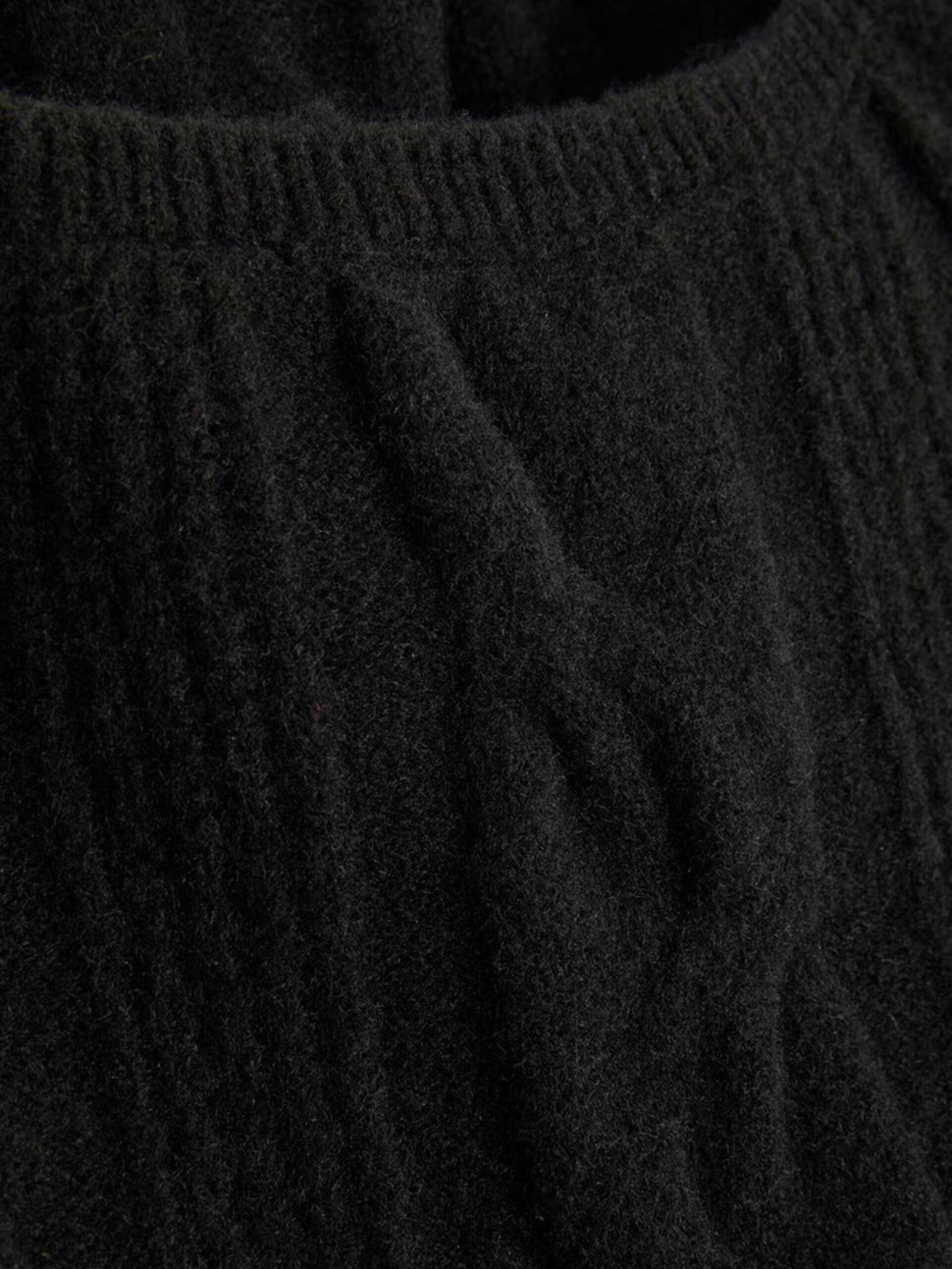 Jersey De Punto De Ochos Con Escote Diagonal - 10